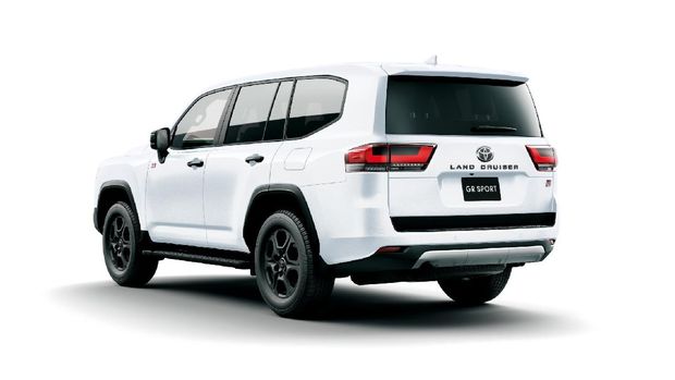 Toyota Land Cruiser 300.