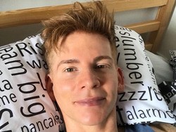 Pria Ini Sering Dikira Usia 20-an Tahun, Kamu Nggak akan Sangka Umur Aslinya