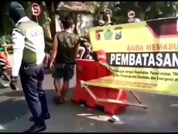 Viral Pria Ngamuk-Rusak Banner PPKM di Sidoarjo, Ternyata ODGJ