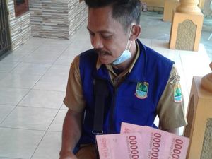Uang Dikembalikan, Pengusutan Pemotongan BST di Karawang Dihentikan Uang Dikembalikan, Pengusutan Pemotongan BST di Karawang Dihentikan