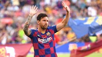 Messi dan Barcelona sepakat berpisah jalan pada Jumat (6/8) dini hari WIB. Perginya Messi membuat Ronald Koeman meracik kembali skuad Barcelona pada musim 2021-22. David Ramos/Getty Images.