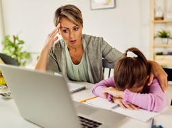 Kisah Lengkap Viral Guru Otoriter di Bogor, Ortu Dikeluarkan dari Grup WA