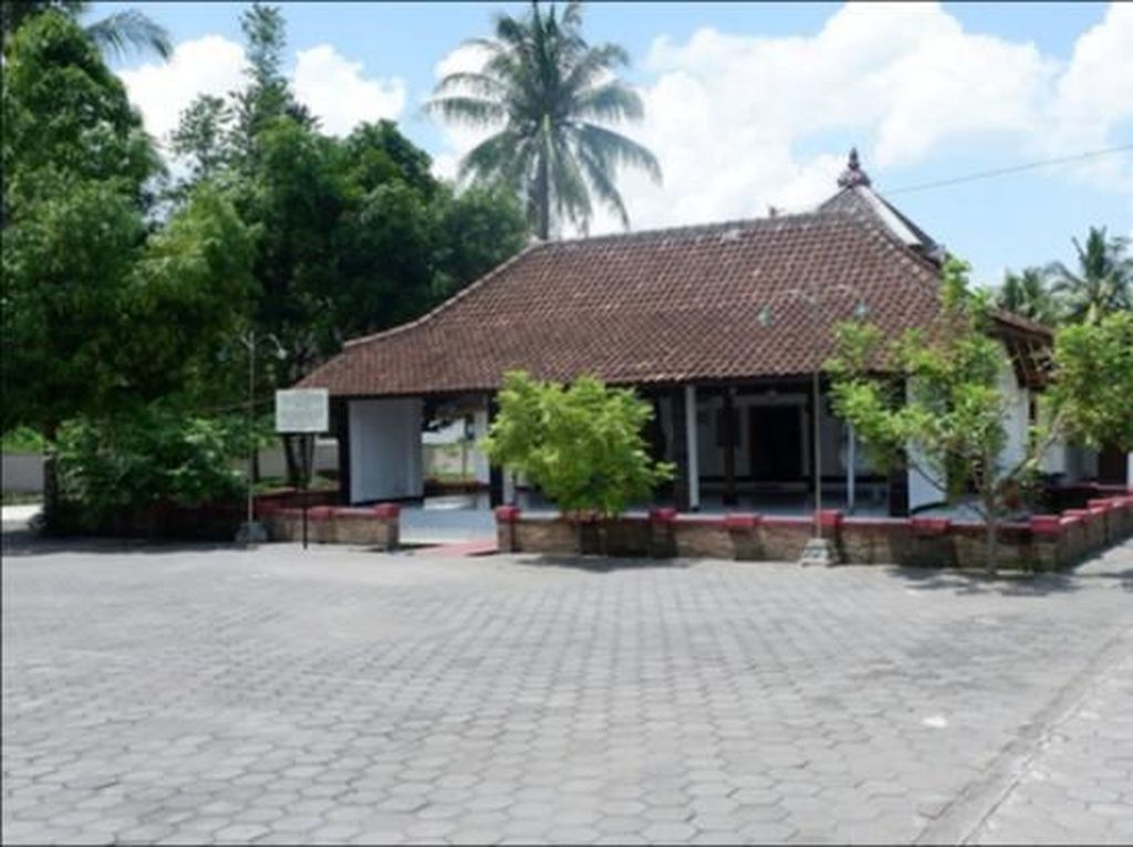 Masjid Kauman Kajoran dan Jejak Islam di Jawa Tengah-Selatan