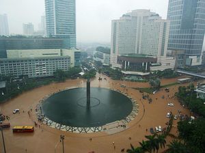 Derita Jakarta: Ancaman Tenggelam 2050 - Udara Terburuk di Dunia! Derita Jakarta: Ancaman Tenggelam 2050 - Udara Terburuk di Dunia!
