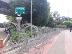 Kawat Berduri Disiagakan di Sekitar Istana Jelang Demo HMI Kubu Muis