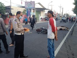 Pulang ke Rumah Ibu, Pemuda Ini Tewas Tertabrak Truk di Jombang