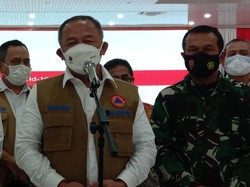 Kepala BNPB Nilai Kerumunan di Sumut Dipicu Antusiasme Warga Divaksin COVID