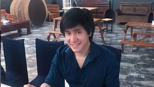 8 Transformasi Kevin Aprilio, Ditusuk 18 Ribu Kali Tanam Rambut dan Jenggot