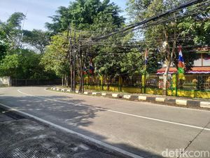 Pagi Ini, Tak Ada Lagi Truk yang Parkir di Badan Jalan Bangka Jaksel