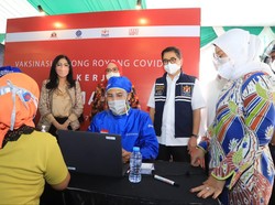 Menaker: Vaksinasi Pekerja Jadi Langkah Strategis Pulihkan Industri