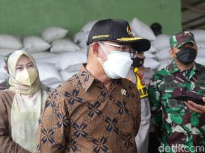 Soroti Beras Batu di Pandeglang, Menko PMK: Kualitas Perlu Ditingkatkan Soroti Beras Batu di Pandeglang, Menko PMK: Kualitas Perlu Ditingkatkan