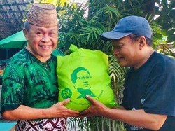 Pekerja Seni di Jateng & Jatim Terima Bantuan Sembako dari Ketum PKB