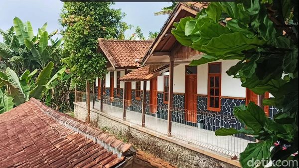 Potret Miris Penginapan Air Panas Pertama di Ciwidey: Sepi dan Rugi!