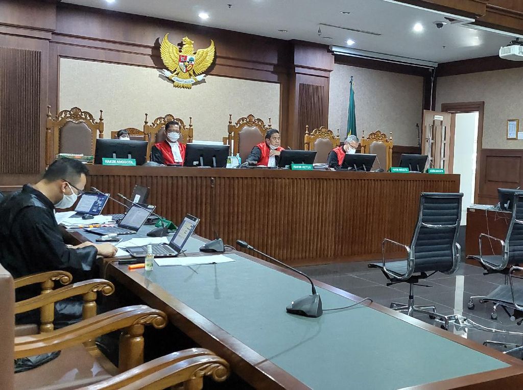 Eks Anak Buah Juliari Batubara Ngaku Sempat Ingin Mundur dari PPK Bansos Eks Anak Buah Juliari Batubara Ngaku Sempat Ingin Mundur dari PPK Bansos