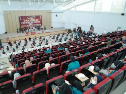 Vaksinasi 1.000 Mahasiswa UIN, Kapolda NTB: Ikhtiar Agen Perubahan Lawan COVID