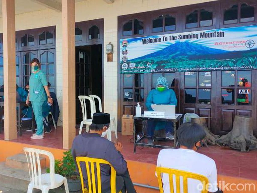 Pengelola Nepal Van Java Akhirnya Divaksinasi Juga Pengelola Nepal Van Java Akhirnya Divaksinasi Juga