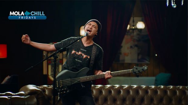 Foto Iklan Mola