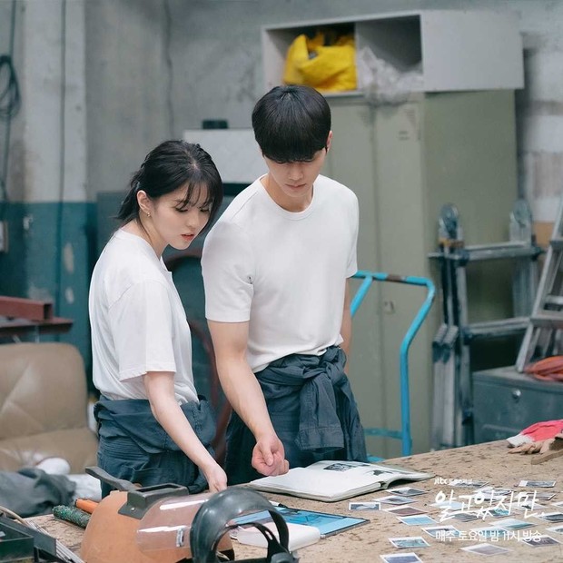 Momen manis dengan pasangan/ Foto : instagram.com/jtbcdrama Momen manis dengan pasangan/ Foto : instagram.com/jtbcdrama