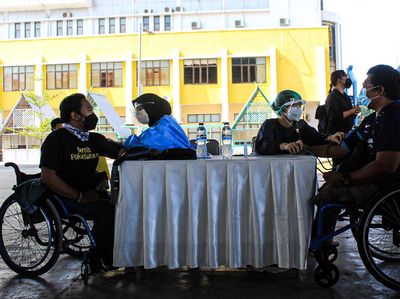 Penyandang Disabilitas di Bandung Divaksinasi COVID-19