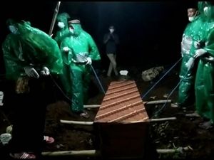 Perawat RSUD Tulungagung dan Bayinya Meninggal Terpapar COVID-19 Perawat RSUD Tulungagung dan Bayinya Meninggal Terpapar COVID-19