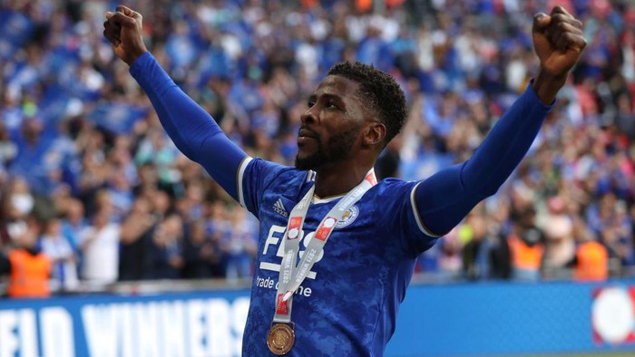 LONDON, ENGLAND - AUGUST 07: Kelechi Iheanacho of Leicester City celebrates their sides victory with his winners medal after The FA Community Shield Final between Manchester City and Leicester City at Wembley Stadium on August 07, 2021 in London, England. (Photo by Catherine Ivill/Getty Images)
