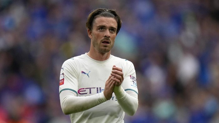 Manchester Citys Jack Grealish applauds after the English FA Community Shield soccer match between Leicester City and Manchester City at Wembley stadium, in London, Saturday, Aug. 7, 2021. (AP Photo/Alastair Grant)