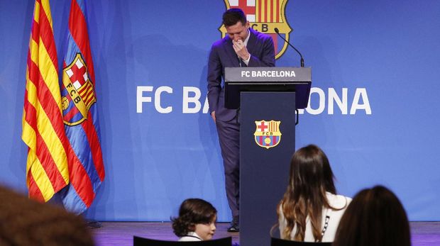 Soccer Football - Lionel Messi holds an FC Barcelona press conference - 1899 Auditorium, Camp Nou, Barcelona, Spain - August 8, 2021 Lionel Messi during the press conference REUTERS/Albert Gea