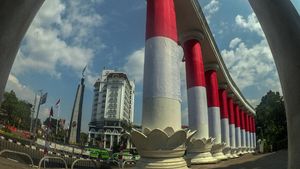 Kala Gerbang Sembilan Berbalut Saka Merah Putih