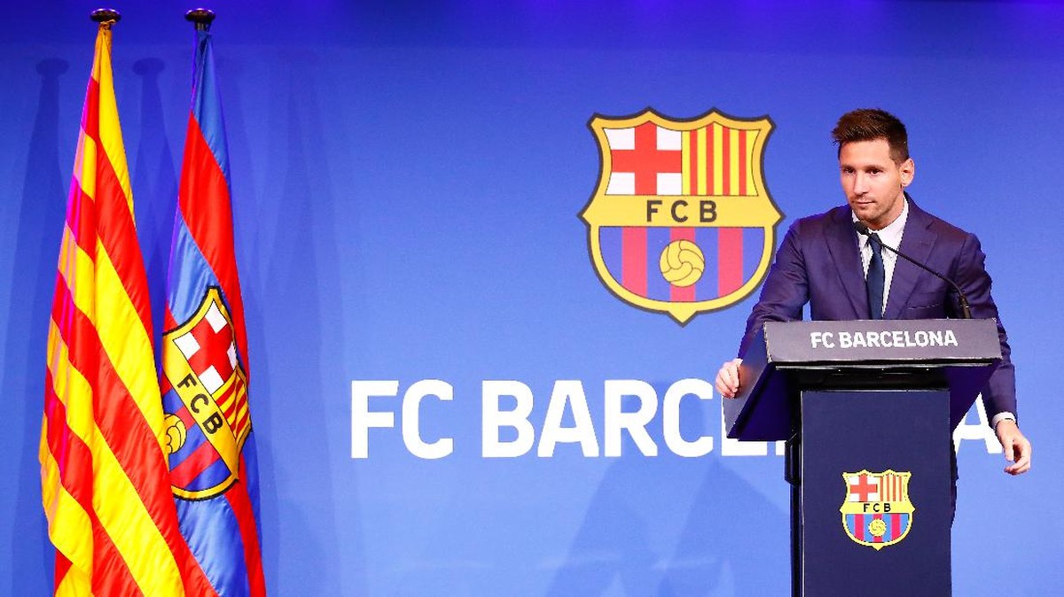 Lionel Messi meninggalkan Barcelona. (Foto: Getty Images/Eric Alonso)