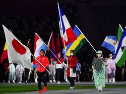 Parade Atlet Awali Penutupan Olimpiade Tokyo 2020