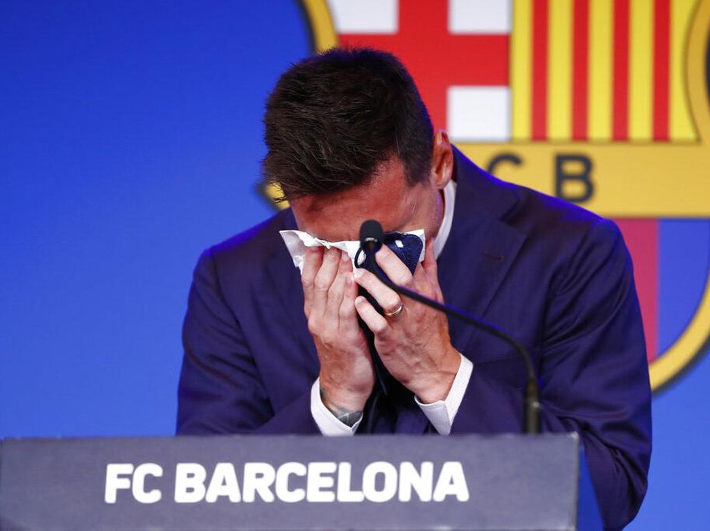 Messi Nangis saat Tinggalkan Barcelona, Ini Saran Psikolog Buat Fans