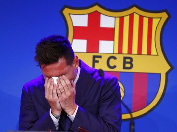 Air Mata Lionel Messi Ucapkan Selamat Tinggal Barcelona Air Mata Lionel Messi Ucapkan Selamat Tinggal Barcelona