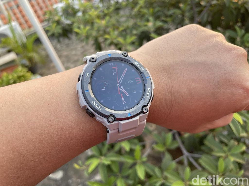 5 Smartwatch Terbaik 2021 5 Smartwatch Terbaik 2021