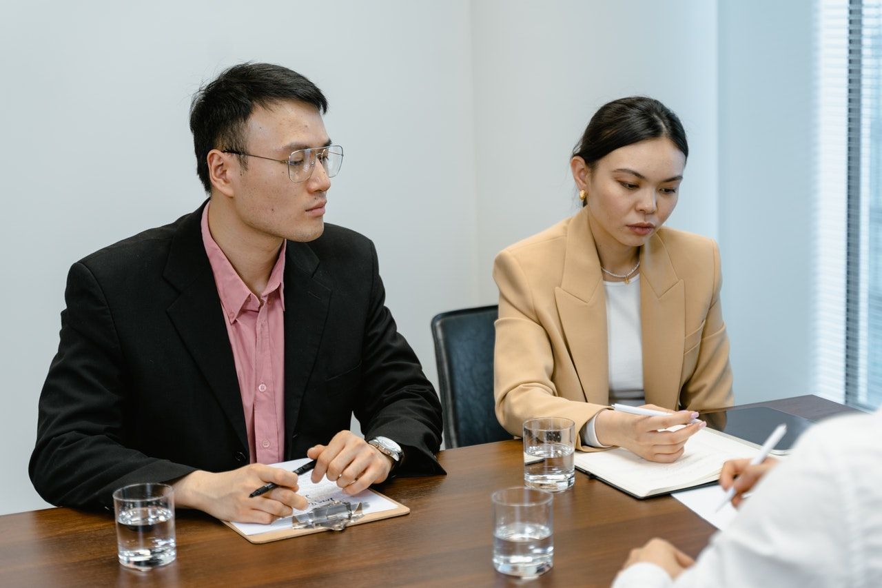 Catat baik-baik tugas dan arahan bos saat meeting
