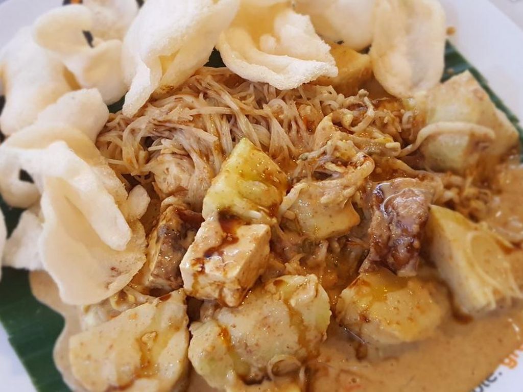 5 Ketoprak Enak di Jaksel yang Punya Rating Tinggi di Aplikasi Ojol 5 Ketoprak Enak di Jaksel yang Punya Rating Tinggi di Aplikasi Ojol