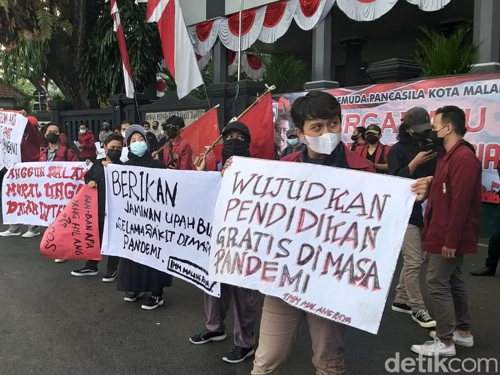 Mahasiswa di Malang Raya Turun ke Jalan Kritik Efektivitas PPKM