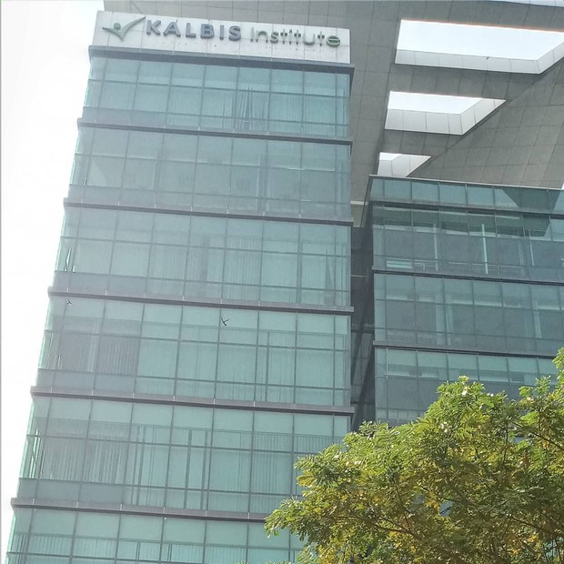 Kalbis Institut (foto: instagram.com/ariirawan648)