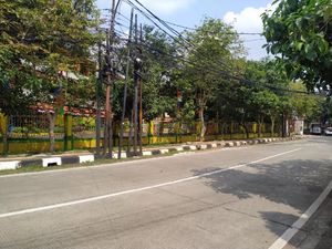 Masih Ada Truk Bandel Parkir di Mampang Jaksel, Dinas LH Tegur Sopir