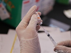 Ridwan Kamil Sebut Jabar Berhasil Suntikkan 420 Ribu Dosis Vaksin Per Hari