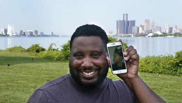 Foto: Saat Pandemi Memisahkan Pasangan dan Keluarga