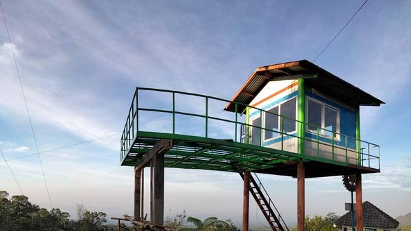 Foto: Tutup Gegara PPKM, Wisata Bukit Klangon Malah Sibuk Bersolek