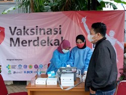 Suporter Bola Ikut Direkrut Jadi Relawan Vaksinasi Merdeka di DKI