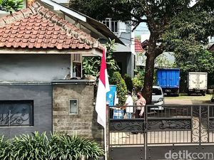 Rumah Bupati Banjarnegara Dijaga Ketat Polisi, Kok Bisa?