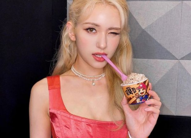 Somi / foto: instagram.com/somsomi0309