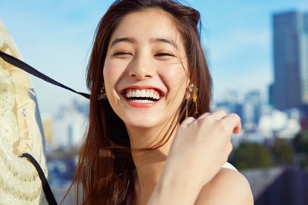 Dengan tertawa, suasana hati akan membaik