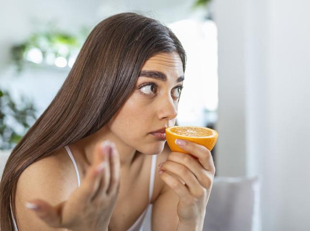 Cara Mengembalikan Indra Penciuman dengan Jeruk Gosong Viral, Apa Efektif? Cara Mengembalikan Indra Penciuman dengan Jeruk Gosong Viral, Apa Efektif?