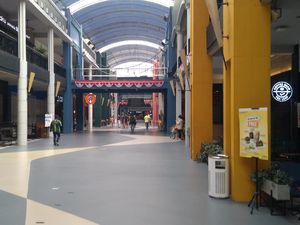 Hari Pertama Uji Coba Pembukaan Mal, Begini Suasana Citos Jaksel