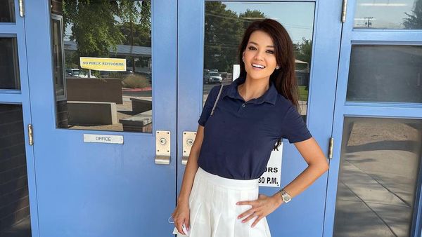 Potret Cantiknya Farah Quinn, Usia 41 Tahun Dikira Siswi