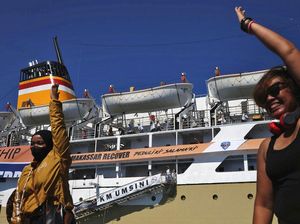 Gerak-gerik Pasien COVID-19 di Kapal Umsini Gerak-gerik Pasien COVID-19 di Kapal Umsini