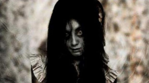 Kaidan Shin Mimibukuro: Yurei Manshon (2005)